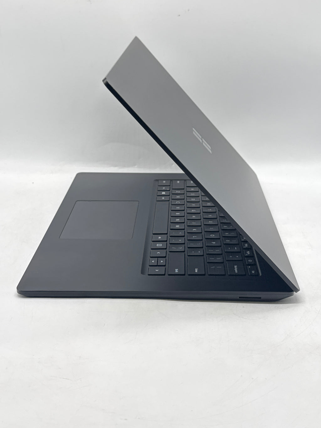 Microsoft Surface Laptop 4 1979 i7-1185G7 16GB RAM 512GB SSD Black - Used