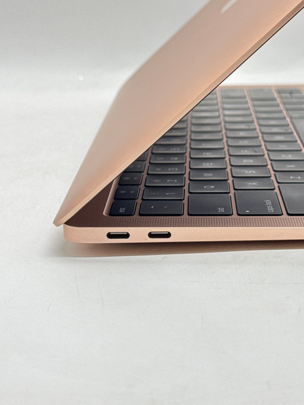Apple MacBook Air Retina 13in 2019 A1932 i5 16GB RAM 1TB SSD Gold - Used