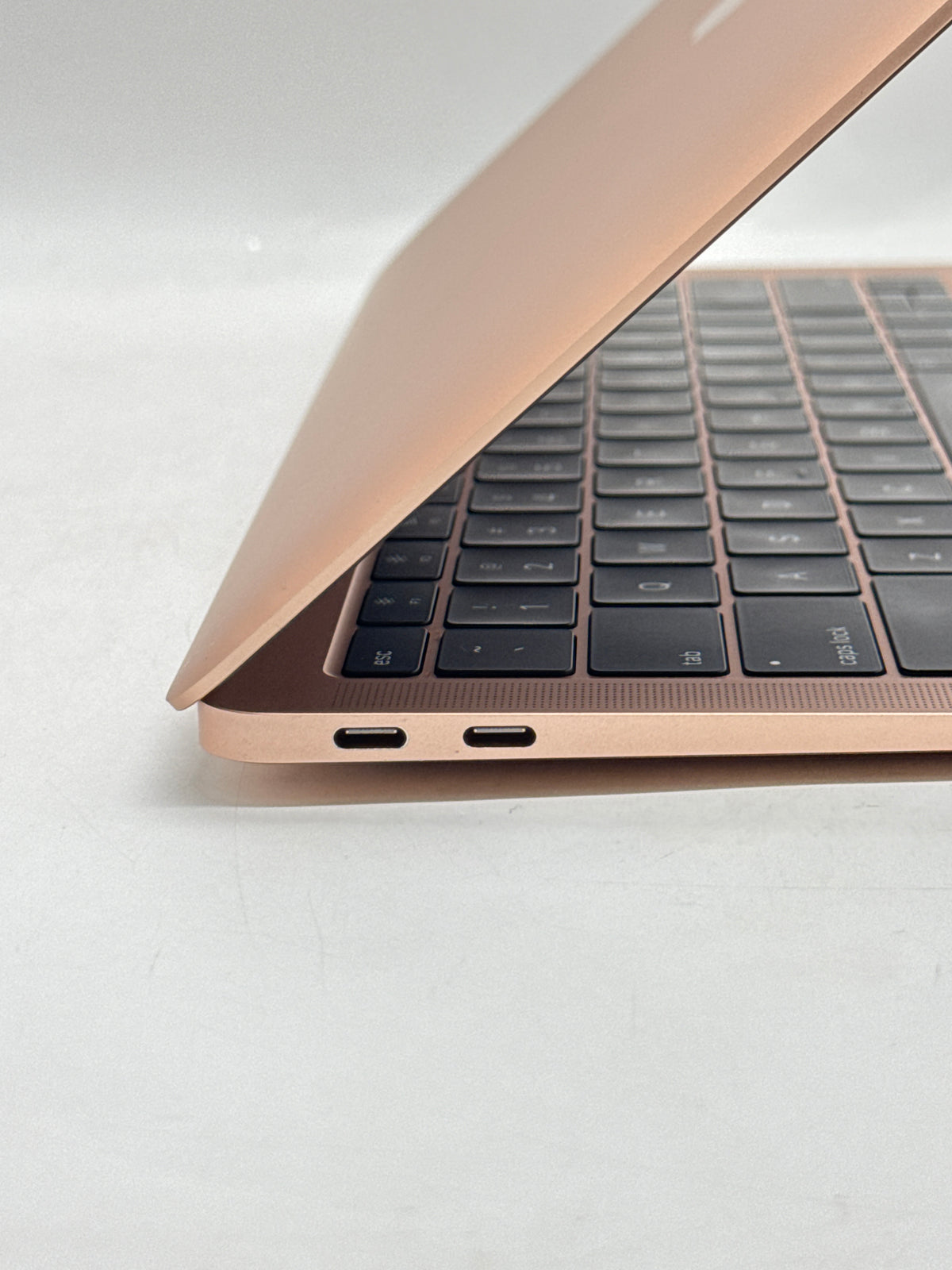 Apple MacBook Air Retina 13in 2019 A1932 i5 16GB RAM 1TB SSD Gold - Used