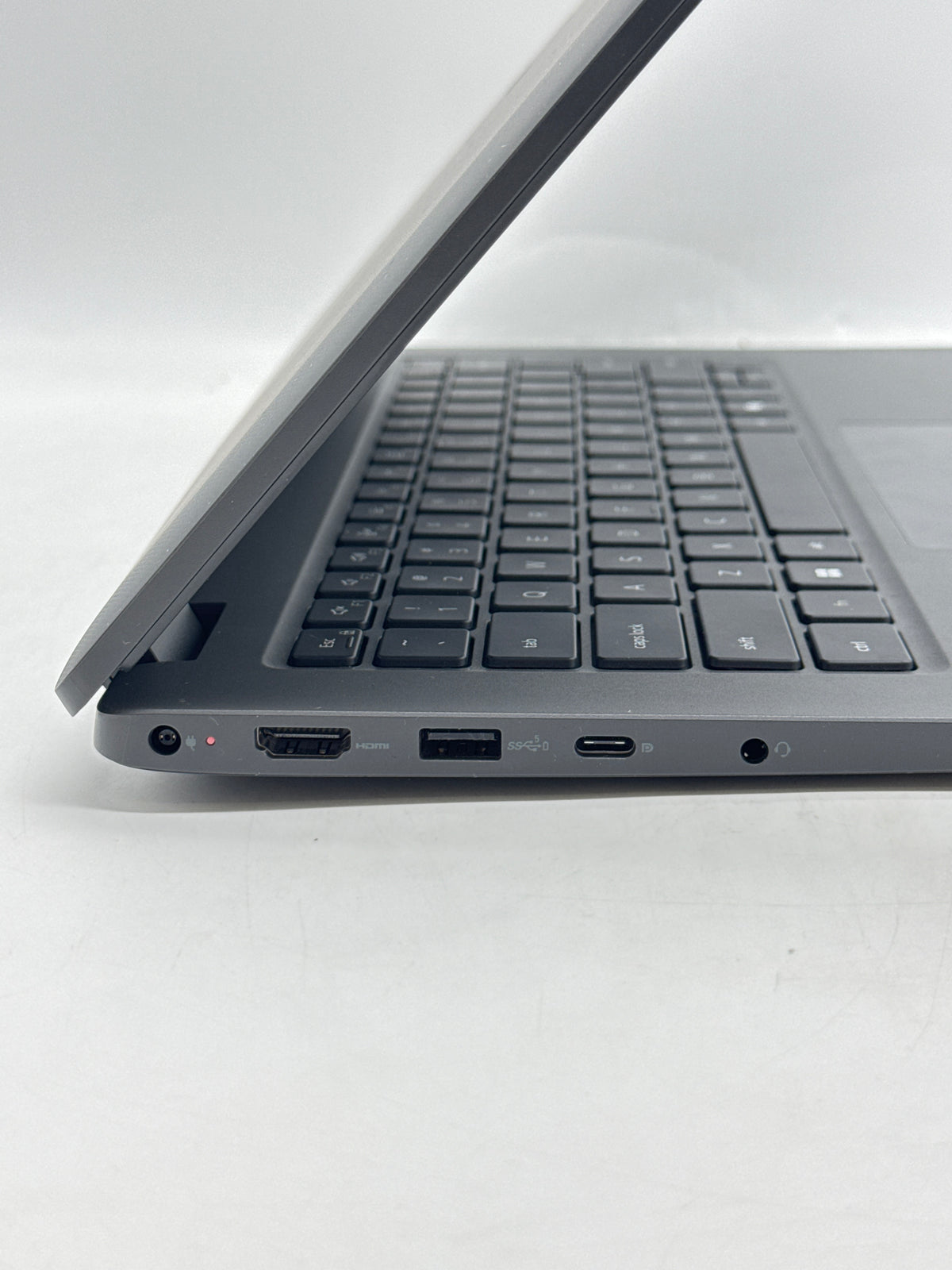Dell Latitude 3450 14in Core i5 1335U 16GB RAM 512GB SSD Black Read