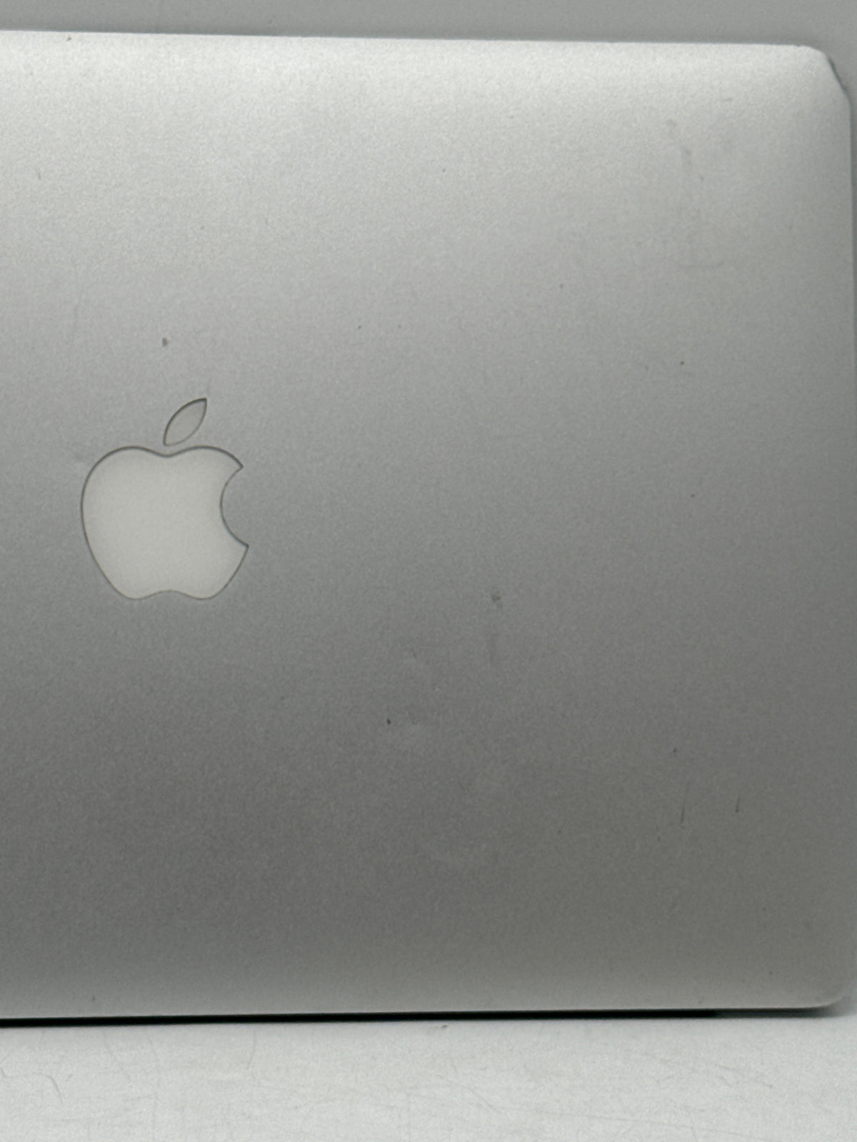 Apple MacBook Air 13in Mid 2013 A1466 Core i5 4GB RAM 128GB Flash - Used