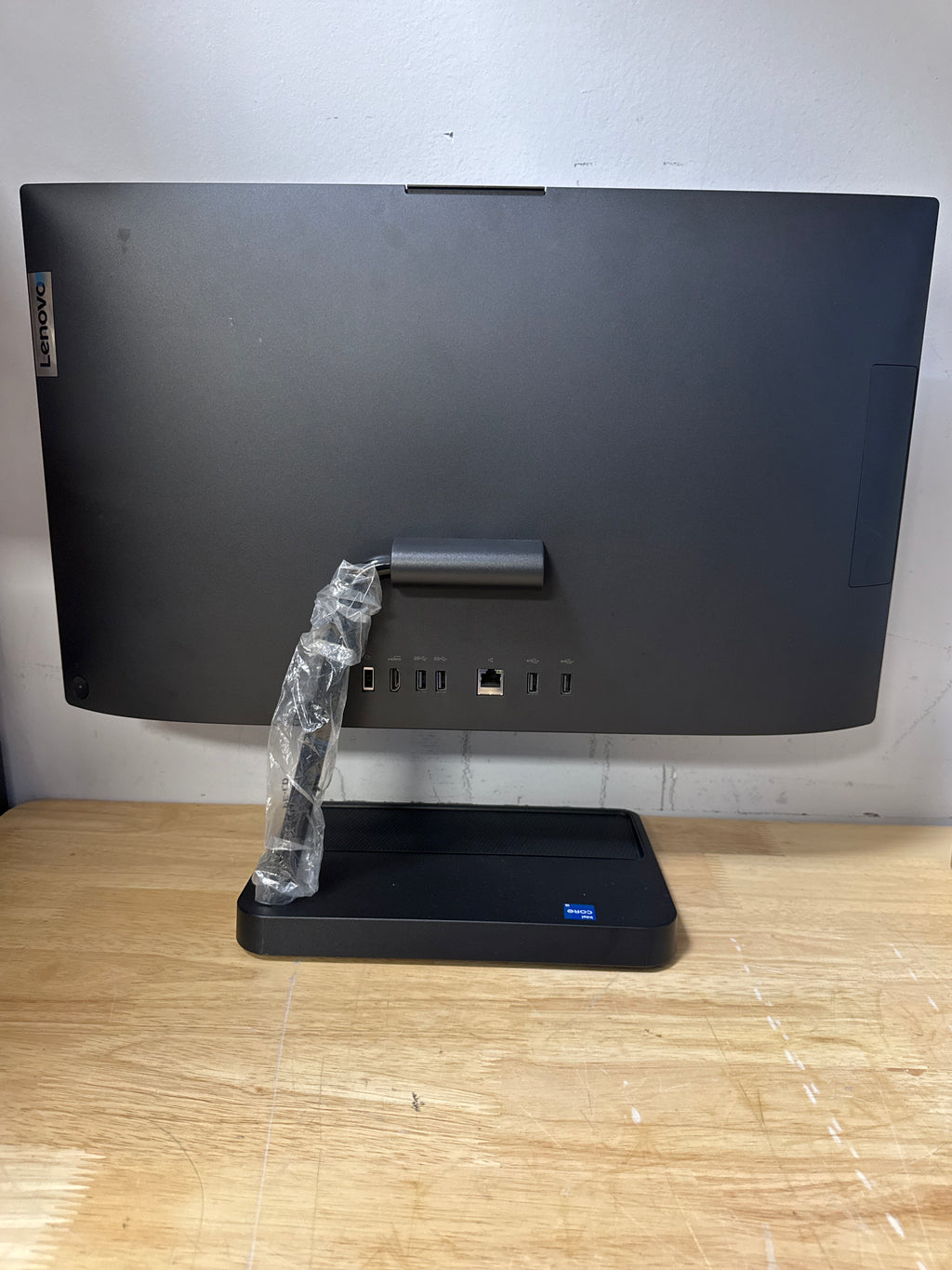 Lenovo IdeaCentre AIO 3 i5-12450H 8GB RAM 256GB SSD Black - Open Box