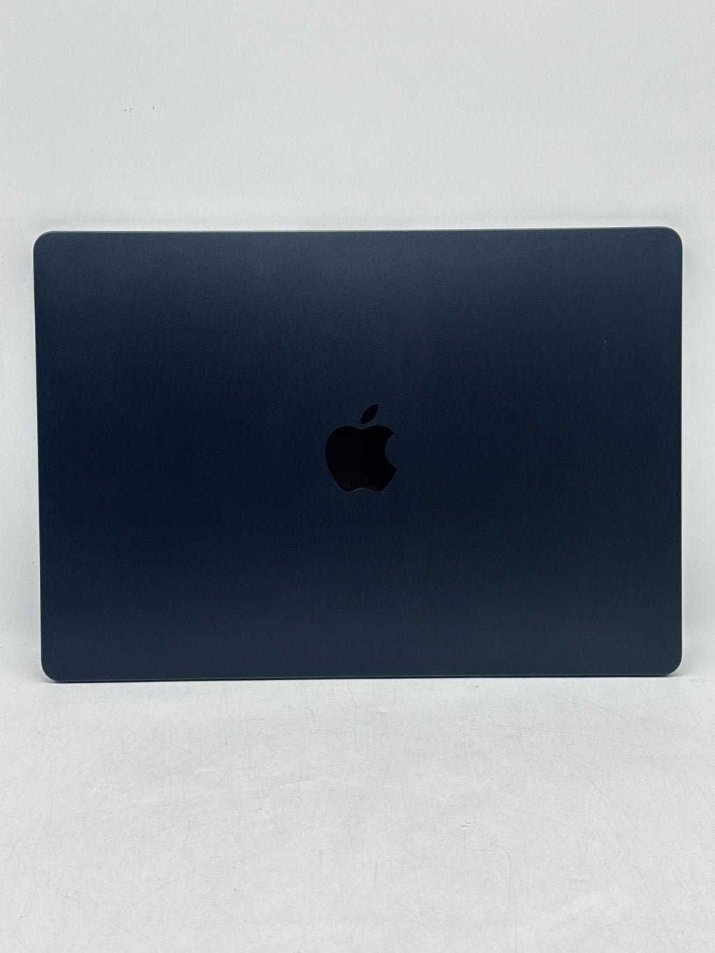 Apple MacBook Air 15in 2025 M4 Chip 16GB RAM 256GB SSD Midnight - Used