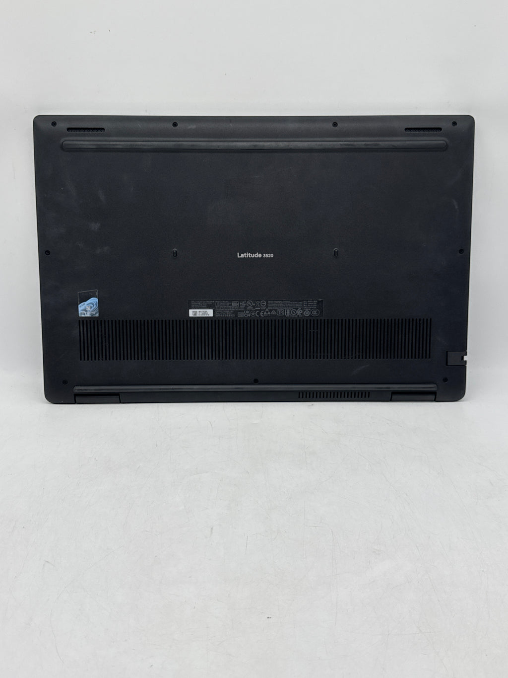 Dell Latitude 3520 14in Core i5 1135G7 4GB RAM 256GB SSD MX350 Black - Used