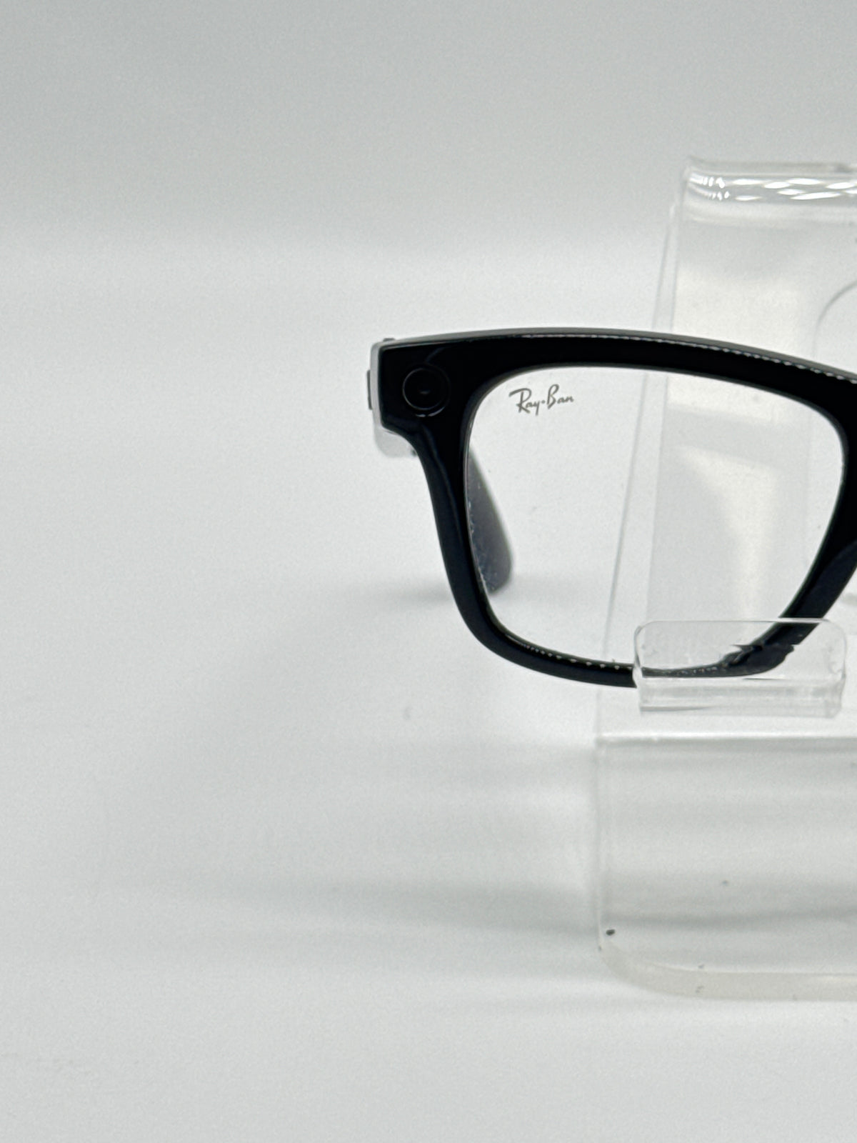 Ray-Ban Meta Wayfarer Gen 1 Smart Glasses RW4006 32GB Black - Used