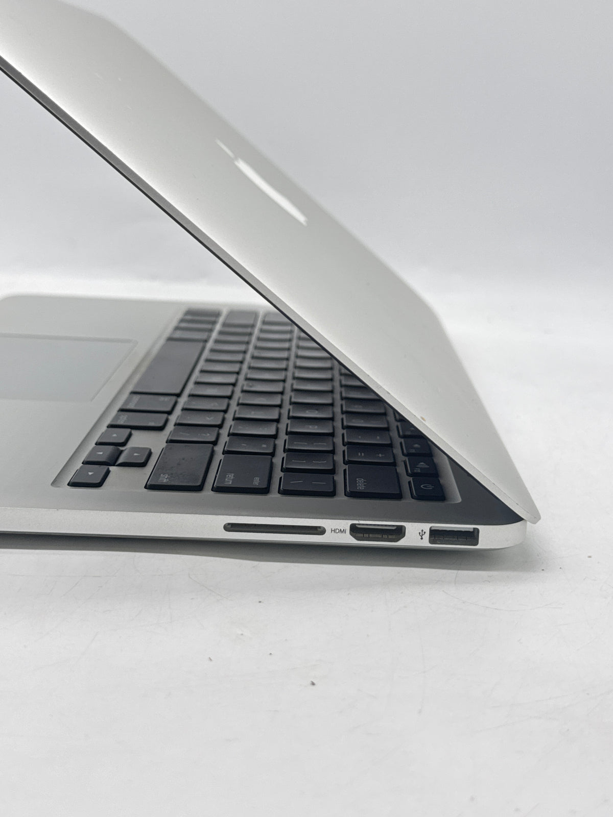 Apple MacBook Pro Retina 13in 2013 i5 8GB RAM 128GB Flash Storage Read