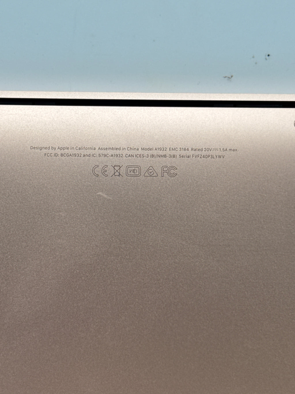 Apple MacBook Air Retina 13in 2019 A1932 i5 16GB RAM 1TB SSD Gold - Used
