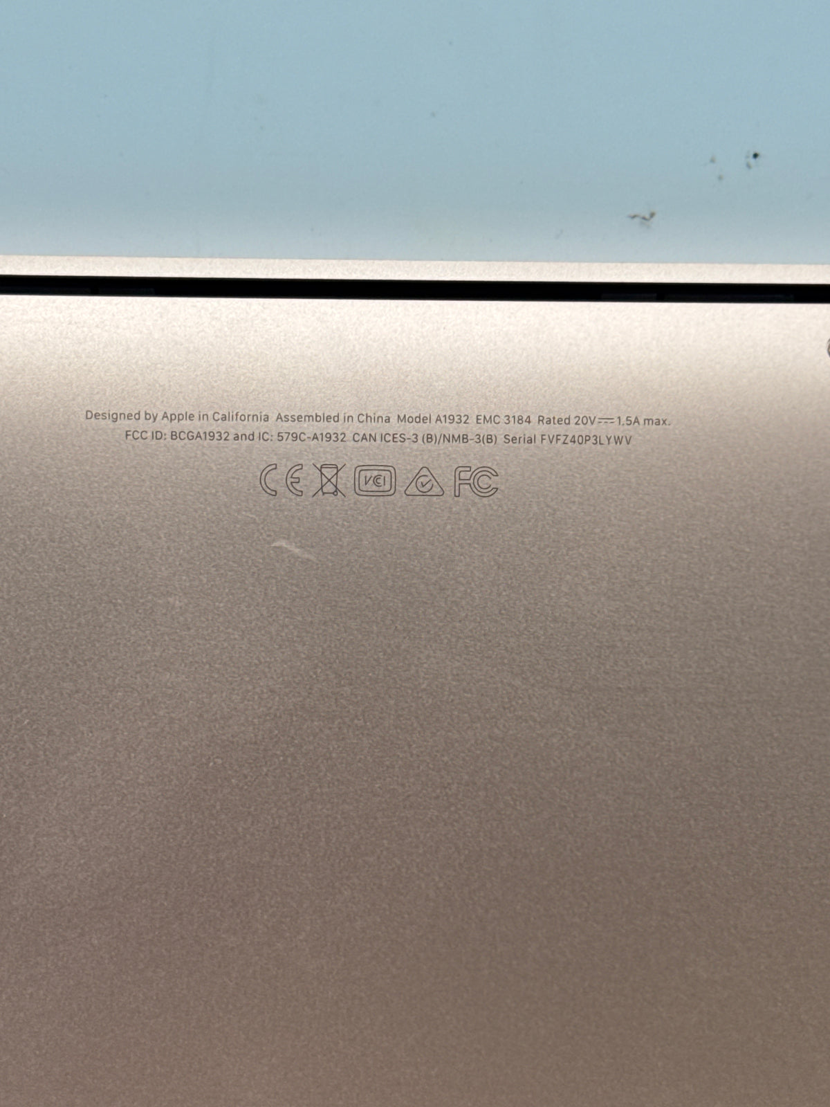 Apple MacBook Air Retina 13in 2019 A1932 i5 16GB RAM 1TB SSD Gold - Used