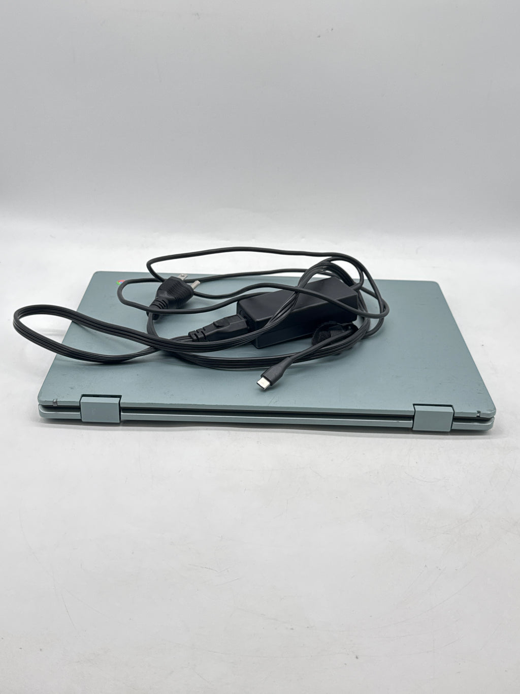ASUS Chromebook CM1402FM2A-WS44FT Kompanio 520 4GB RAM 64GB eMMC 14in - Used