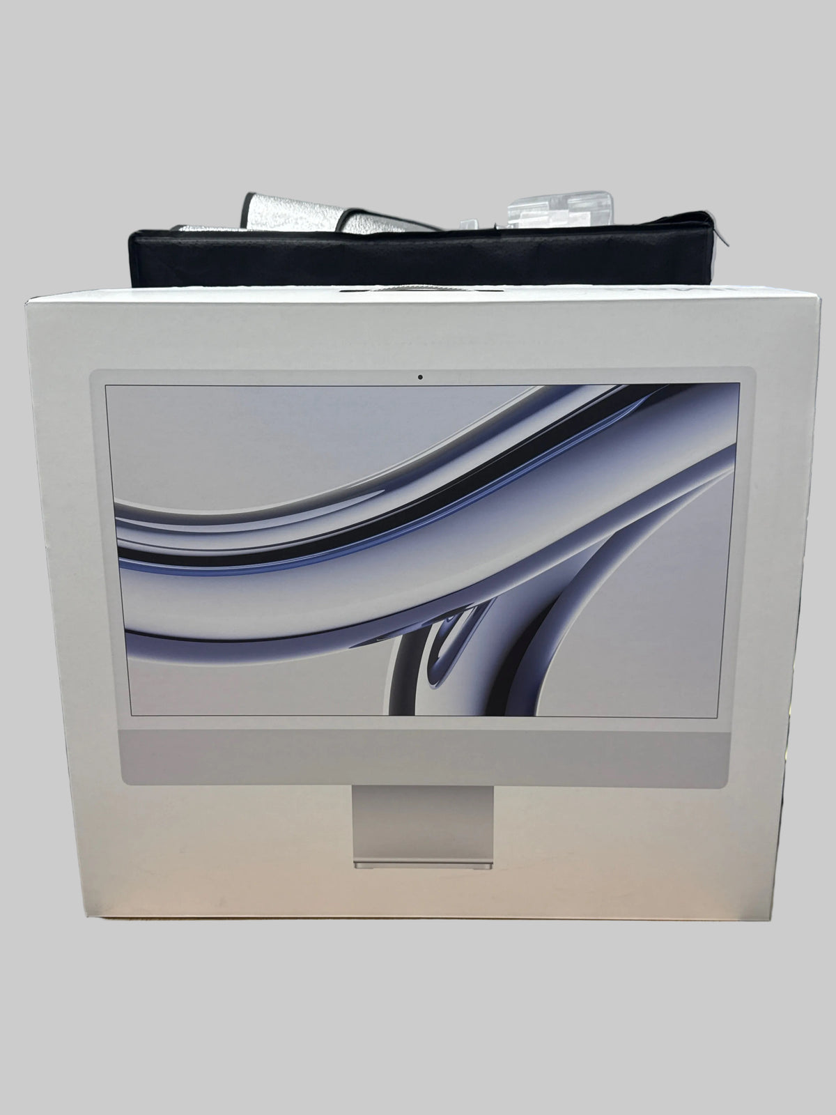 Apple iMac 24-Inch 2023 M3 8-Core CPU 8GB RAM 256GB SSD Silver - Used