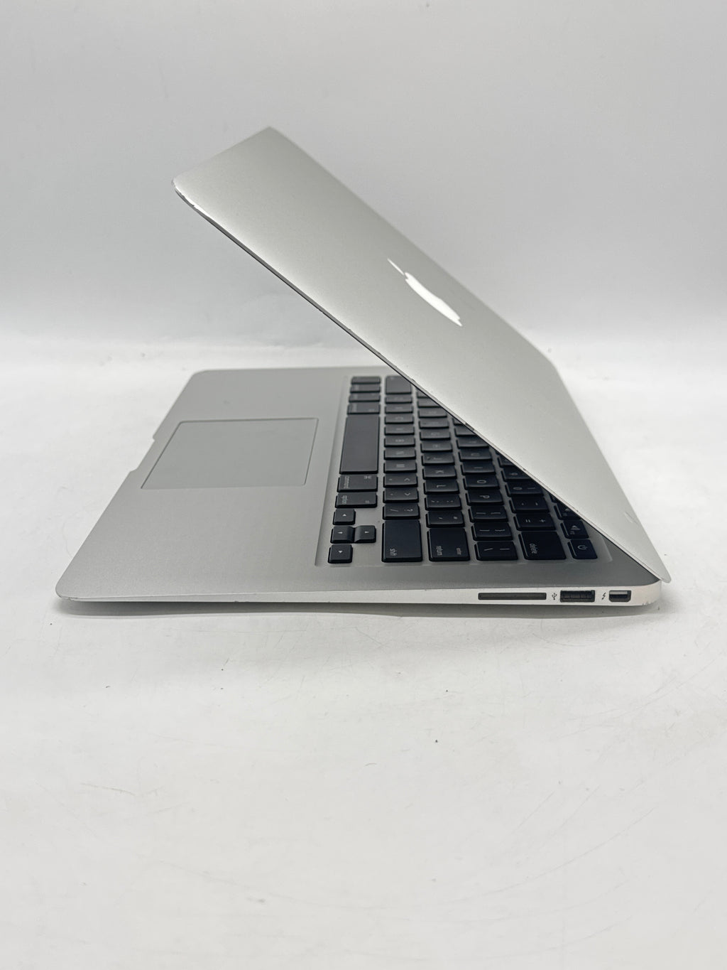 Apple MacBook Air 13in Mid 2013 A1466 Core i5 4GB RAM 128GB Flash - Used