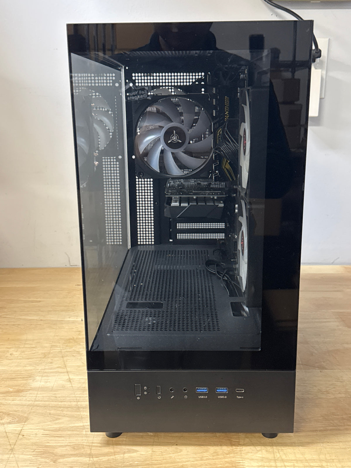Skytech Azure 3 Gaming Desktop Ryzen 5 5500 16GB RAM 1TB SSD RTX 3050 - Used