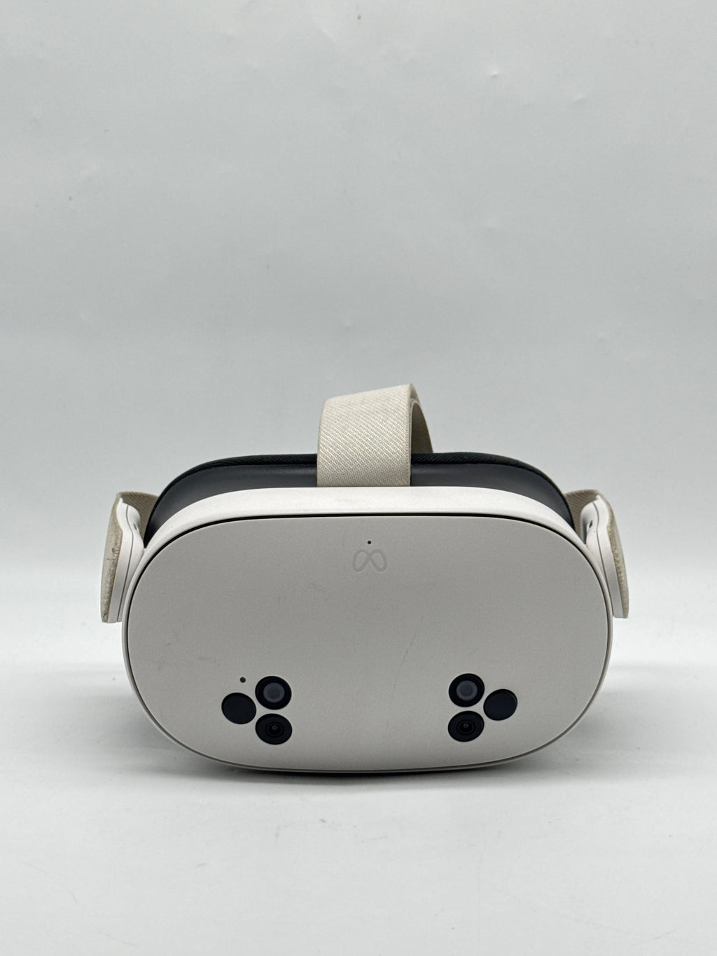 Meta Quest 3S 256GB Standalone VR Headset Snapdragon XR2 Gen 2 White - Used