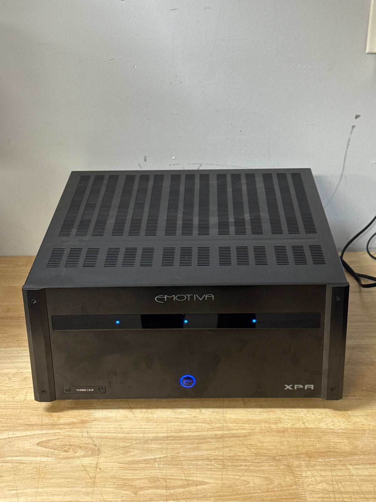 Emotiva XPA-3 3-Channel Home Theater Power Amplifier 200W RMS - Used