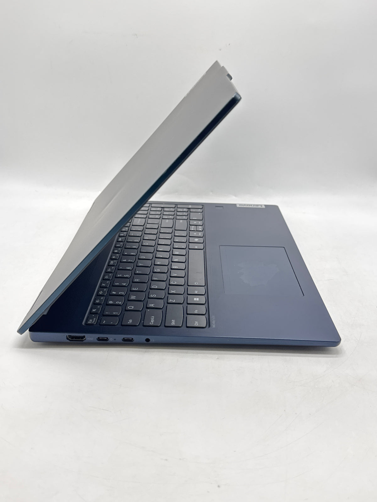 Lenovo IdeaPad 5 2in1 16IRU9 Intel Core 7 150U 16GB RAM 1TB SSD Read