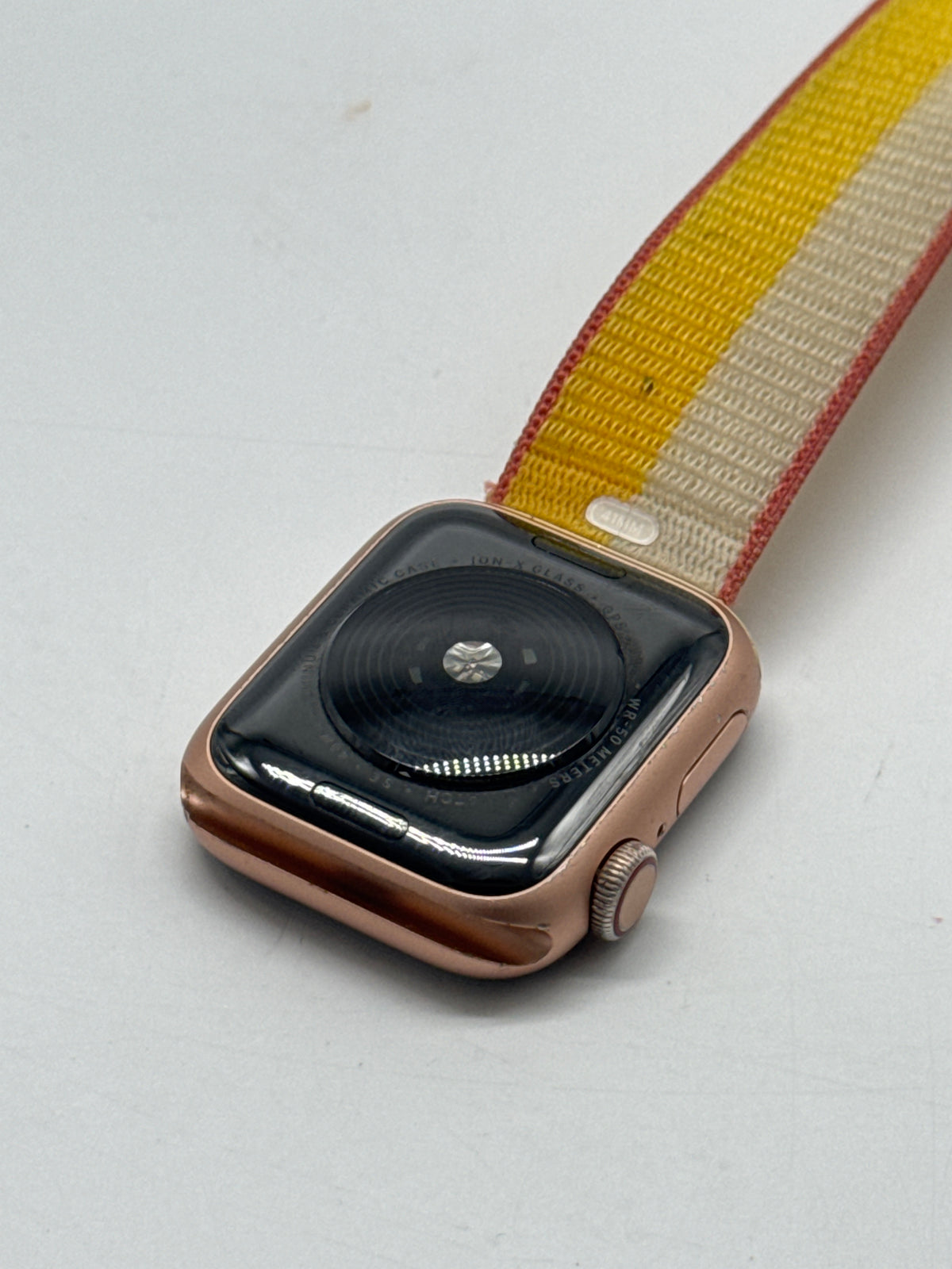 Apple Watch SE 1st Gen 40mm GPS Plus Cellular Gold A2353 99Pct Battery - Used