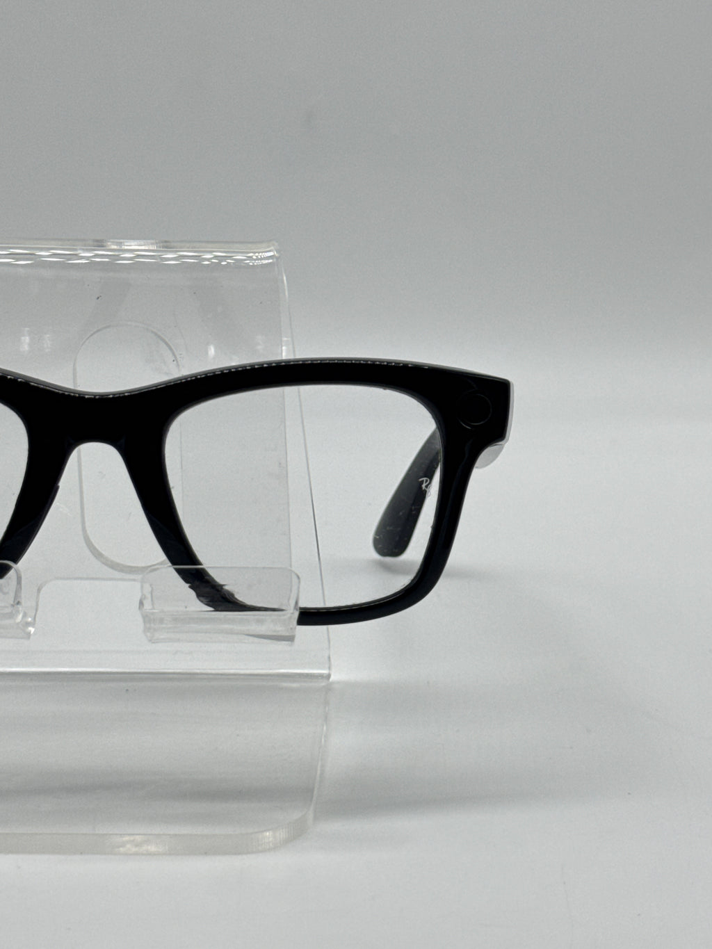 Ray-Ban Meta Wayfarer Gen 1 Smart Glasses RW4006 32GB Black - Used