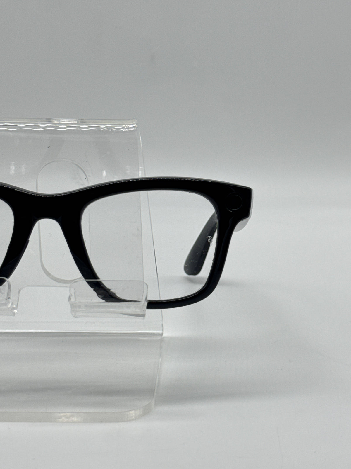 Ray-Ban Meta Wayfarer Gen 1 Smart Glasses RW4006 32GB Black - Used