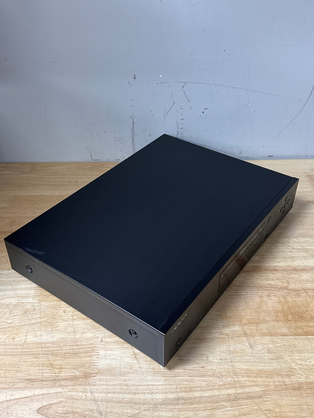 OPPO UDP-203 4K UHD Blu-ray Disc Player Dolby Vision Wi-Fi - Used