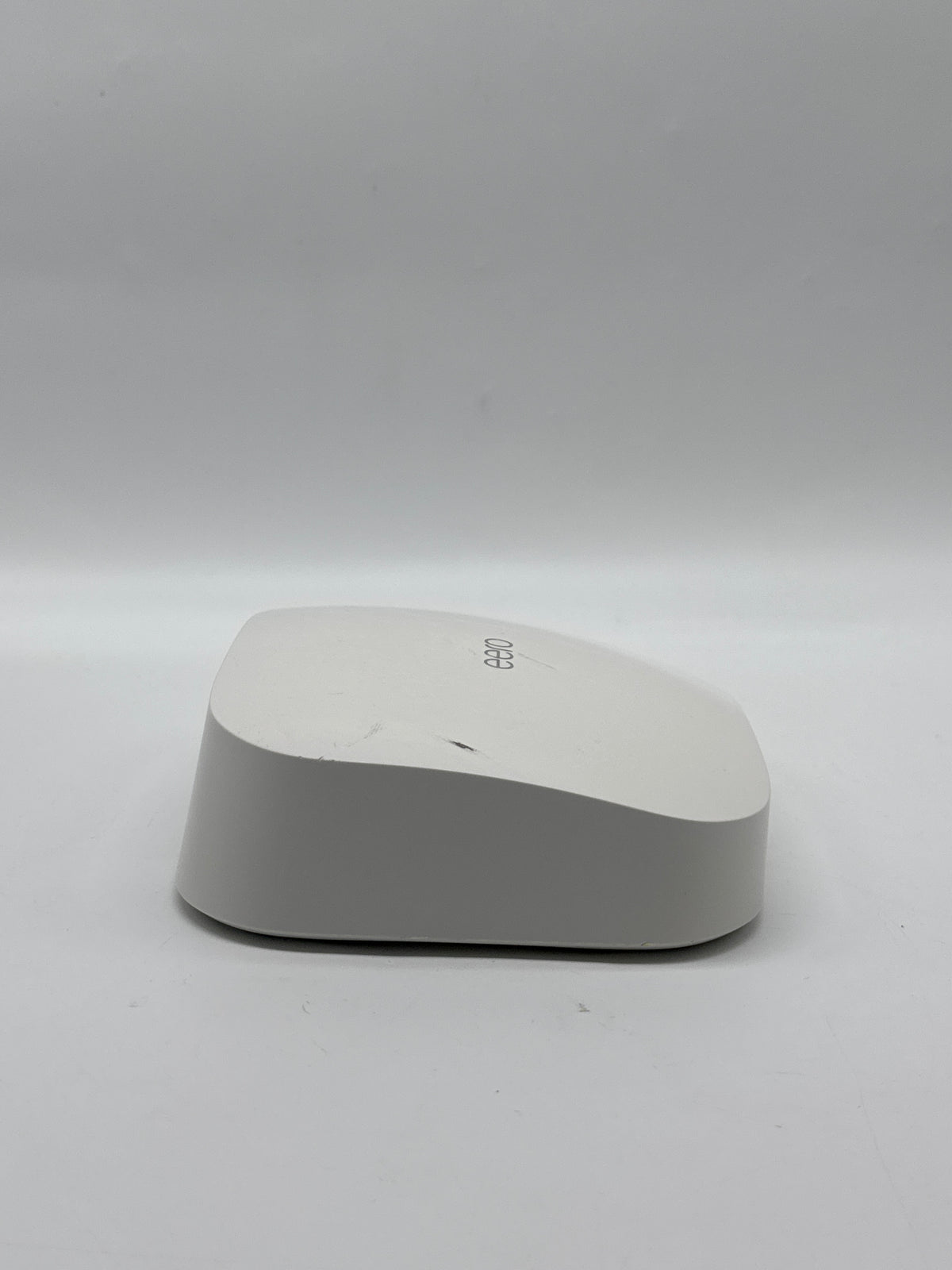 eero Pro 6 Tri-Band Mesh Wi-Fi 6 Router AX4200 Model K010001 - Used